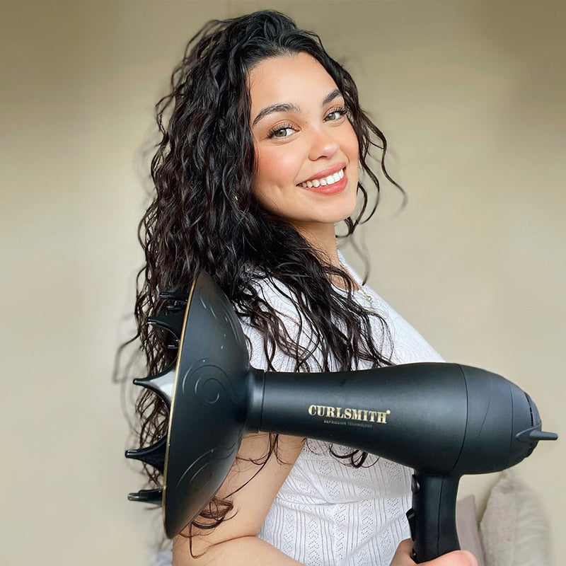 How to Diffuse Wavy Hair